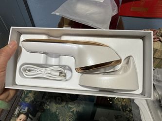 Micro-Current Facial Device, 3-in-1 Facial Massager Red Light Therapy for Face and Neck True Beauty Glow Device Effective for Wrinkle and Puffiness