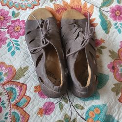 Cute comfortable Sandles 