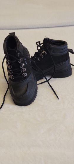 Kids Black Boots Sz 12