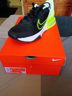 Mens Nike new sizes 8//8.5//11