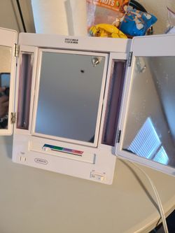 Trifold Mirror