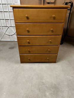 Dresser