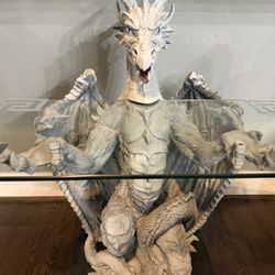 Dragon Table With Glass - White/Black 