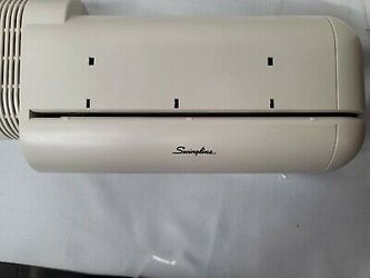 Swingline Commercial Electric 3-Hole Punch 28-Sheet Capacity Model 535  tested for Sale in The Bronx, NY - OfferUp