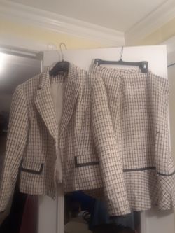 Lightweight Tweed suit by Dalia