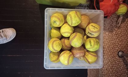 12" Softballs mixed