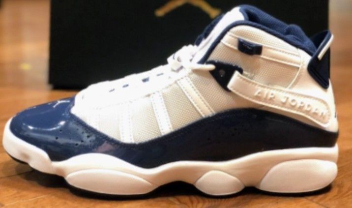 Size 9 Jordans 