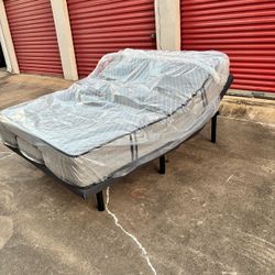 Like New Siena Premier Hybrid Queen Bed with Adjustable Base