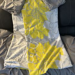 Comforter and curtains