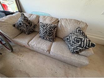 Sectional couch
