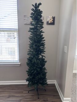 7FT Artificial Christmas Tree – 878 Tips with Metal Stand for Holiday Décor