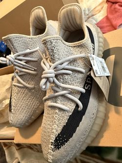 NEW Adidas Yeezy Boost 350 V2 Men's Size 9.5