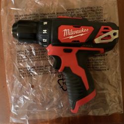 Milwaukee Drill M12