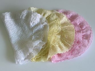 Vintage Oval Ruffled Eyelet Lace Doilies / Basket Liners