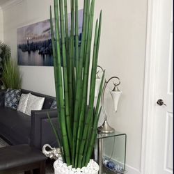 Pretty Artificial Plant Snake Tree 7 Ft TallWith Tall Planter! Brand New   