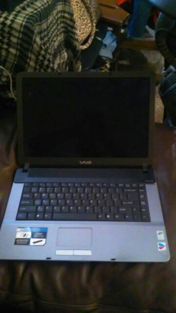 Sony vaio PCG-7D2L