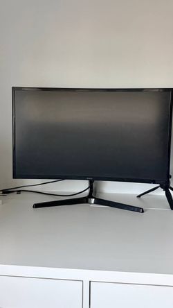 Selling a Samsung monitor for $70, or $100 with an HDMI cable included.