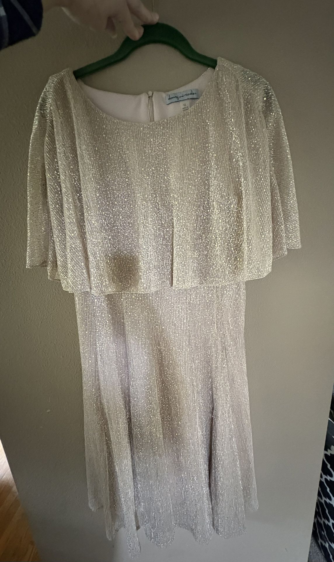 Beautiful Dress (Size 9-10)