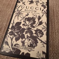 Gucci Bloom Nettare Di Fiori Female Perfume 