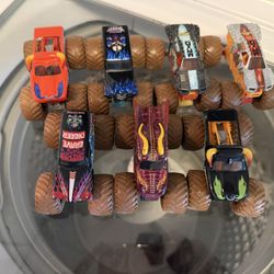 Monster Jam Monster Truck Mudders Lot Set Of 7 1:64 Scale 