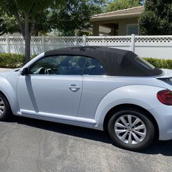2017 Convertible VW Beetle 