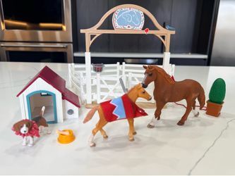 Schleich Horse - Complete Set Retired  with corral and  dog kennel