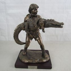 

Steve Irwin The Crocodile Hunter Bronze Tribute Figurine Ltd Edition

