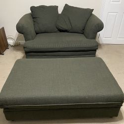 Loveseat Sleeper & Matching Ottoman With Storage 
