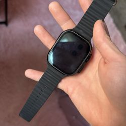 Apple Watch Ultra 2 GPS + Cellular Titanium Case