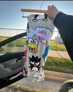 hello kitty + friends blanket 