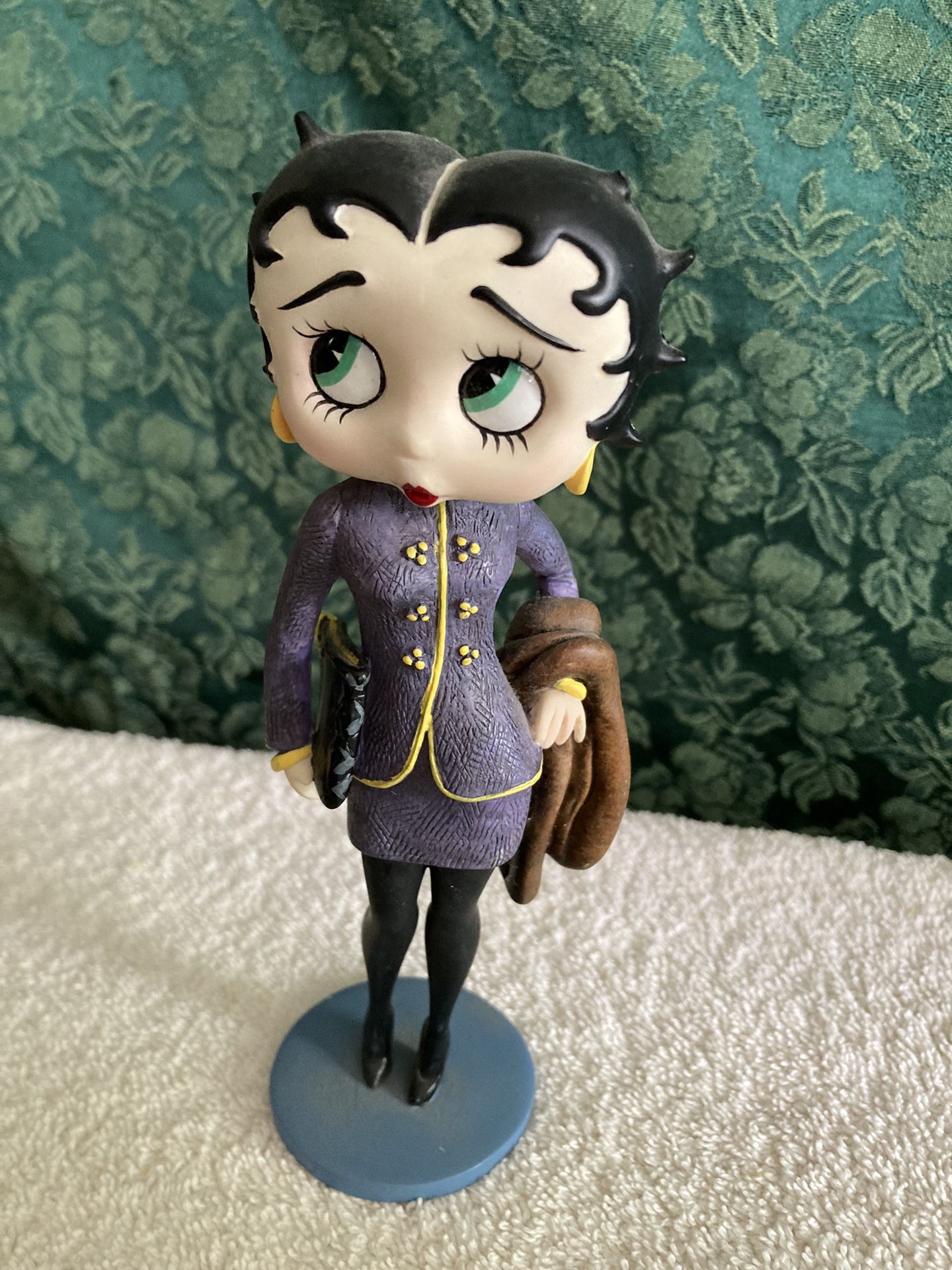 Betty Boop Throughly Modern Fashion