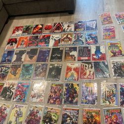 160 DC Universe Comic Books