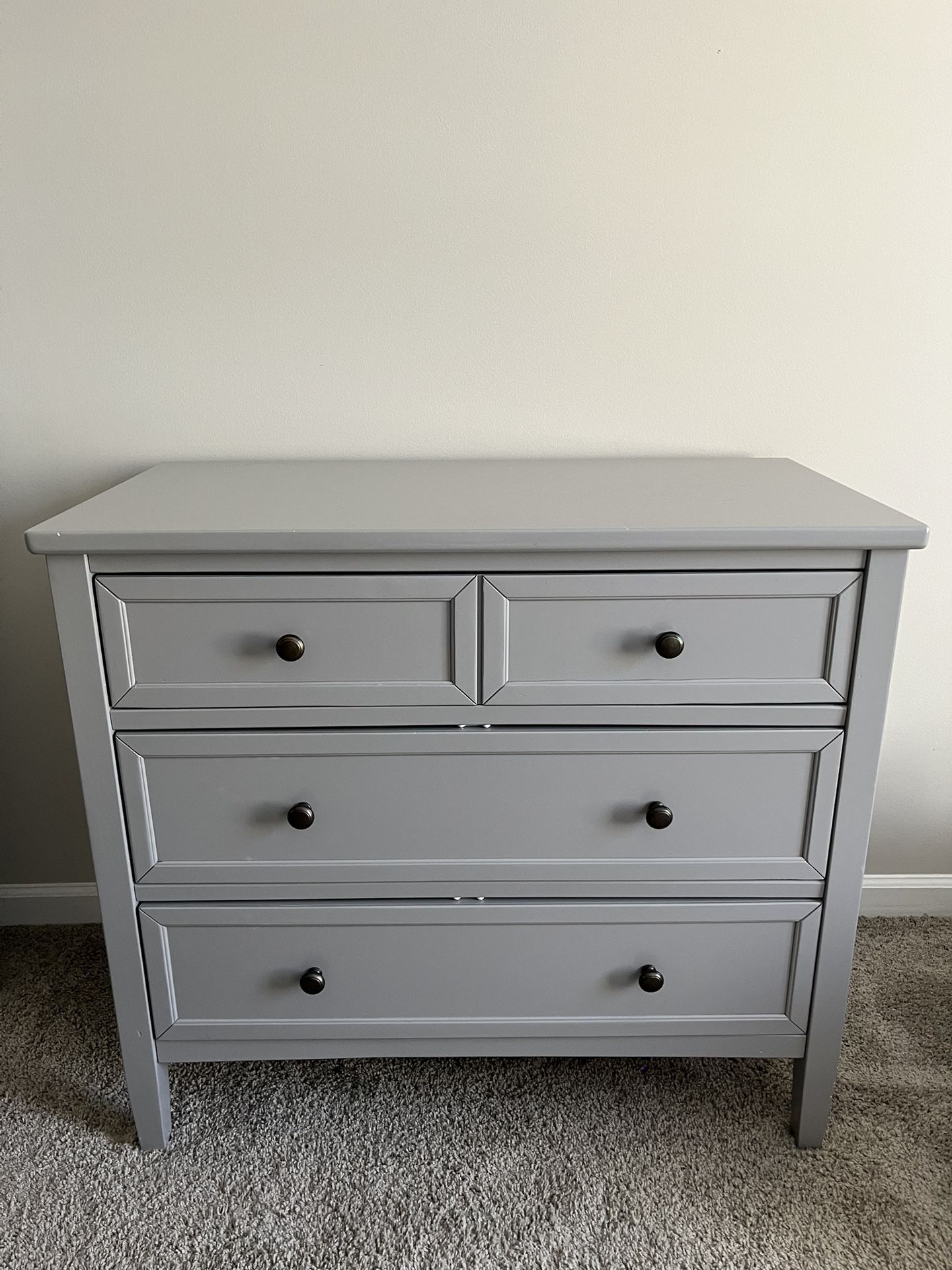 Kids Dresser with drawer stops