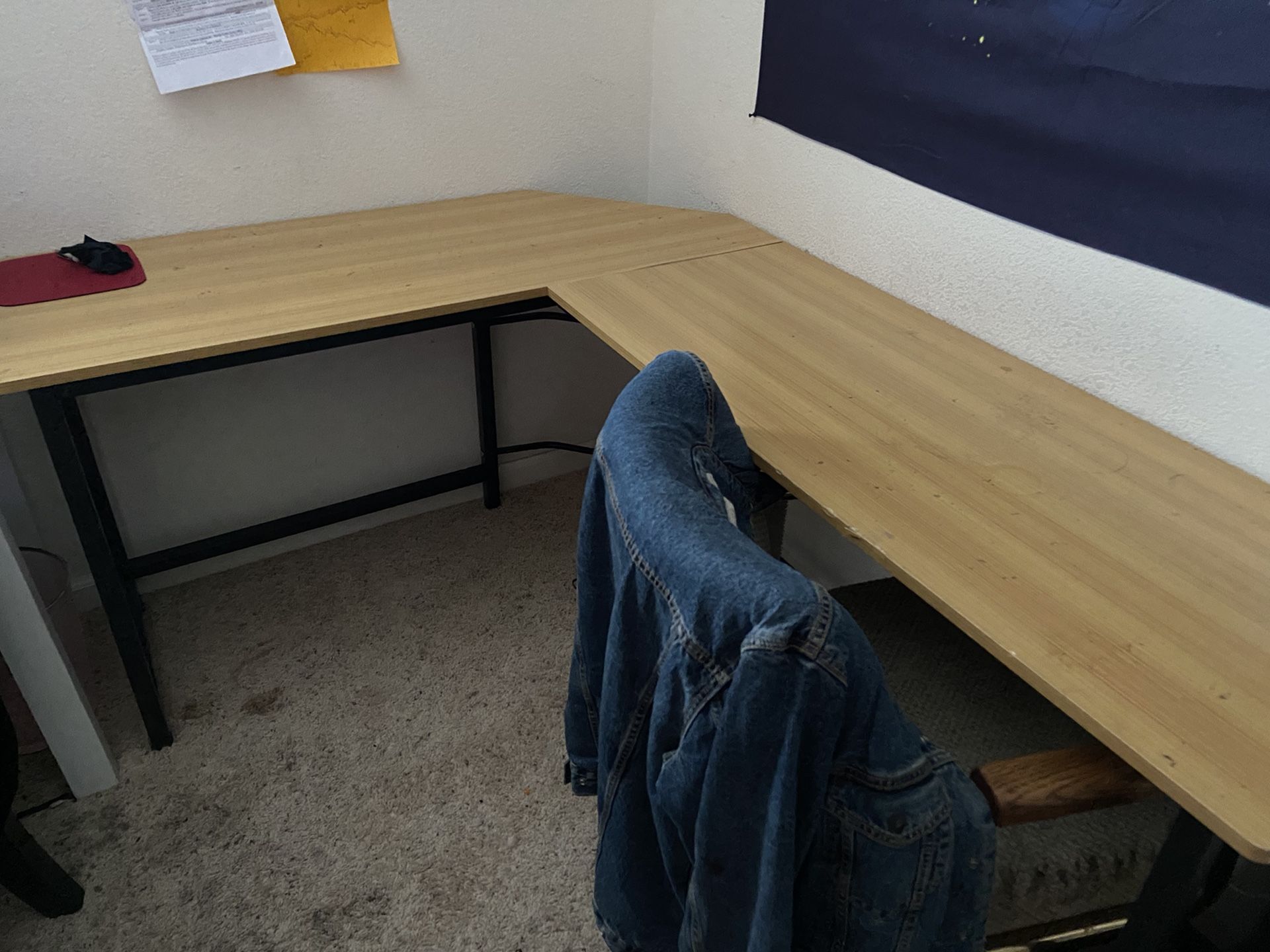 DESK