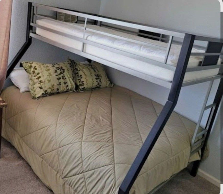 bunk bed