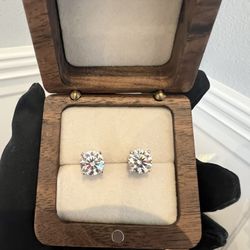 New Moissanite 10H10A Earrings 4CT（2CT *2 ）18K White Gold Plated Sterling Silver