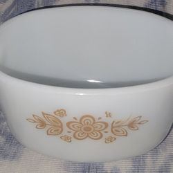 Vintage Pyrex Butterfly Gold Milk Glass Gravy Boat 