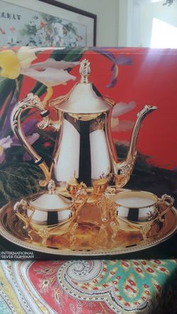 Coffee set, new, never opened