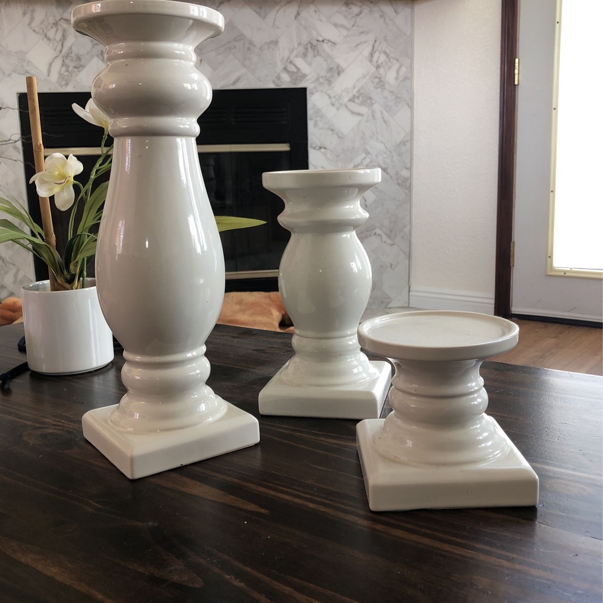 3 Different Sizes White Porcelain Candle Pillar