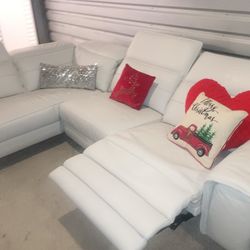 SECTIONAL 💯% LEATHER RECLINER ELECTRIC WHITE COLOR.. DELIVERY SERVICE AVAILABLE 💥🚚💥