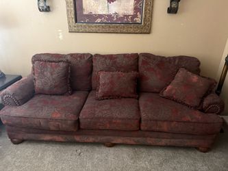 Ashley Sofa & Loveseat Set – Clean, Comfortable, Well-Kept
