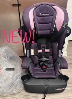 NEW! Baby Trend forward booster harness car seat