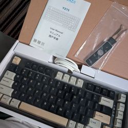 Yunzii YZ75 RGB Wireless Keyboard