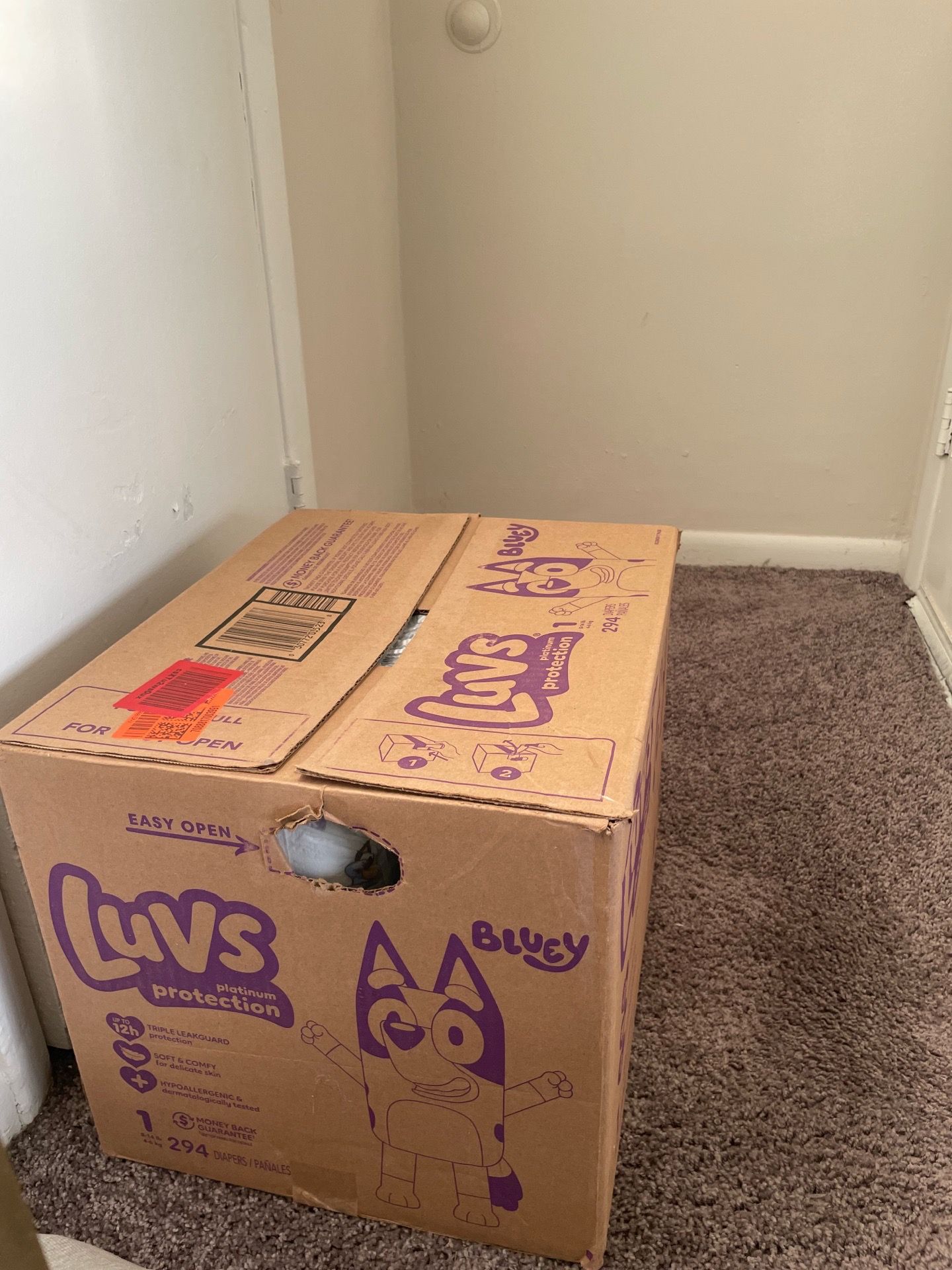 Luv pamper (294 count ) size 1
