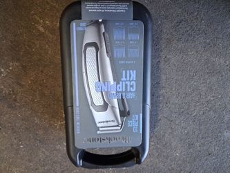 Brookstone Hair & Beard Clipping Kit