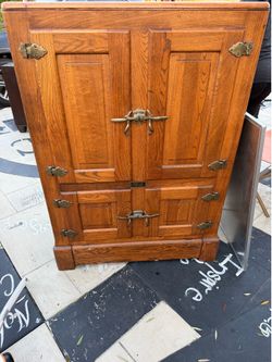 Vintage windsor stone lined armoire dresser