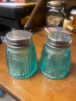Teal Pressed Glass Salt and Pepper Shakers pioneer woman