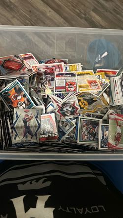 Lot of football cards