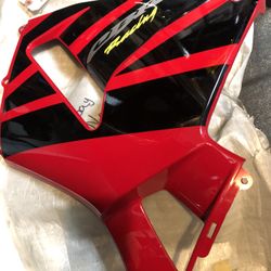 2000 Honda CBR600F4 Left side cover