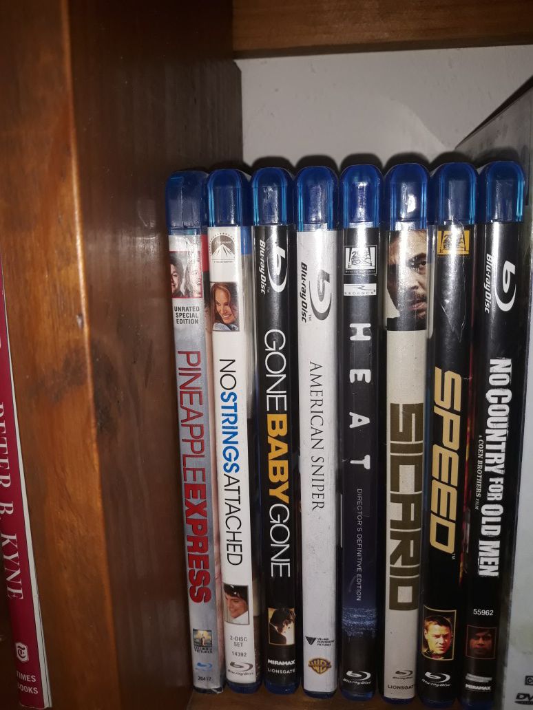 Bluray Movies (8 titles total)